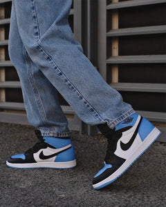 NIKE AIR JORDAN 1 RETRO HIGH OG UNC TOE