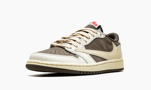 NIKE AIR JORDAN 1 LOW OG SP X TRAVIS SCOTT REVERSE MOCHA